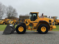 volvo-service-manuals-reliable-guides-for-every-repair-small-0
