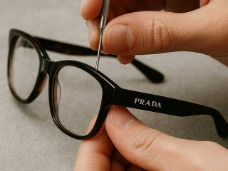 fast-prada-sunglasses-repair-by-experienced-technicians