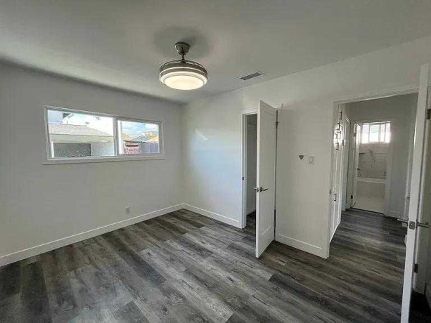 beautiful-upgraded-rear-home-in-s-claudina-st-is-for-rent-big-0
