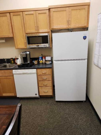 sub-lease-office-space-eugene-oregon-big-0