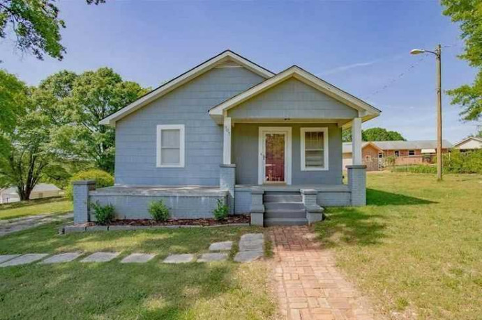 stunning-home-with-open-concept-big-0