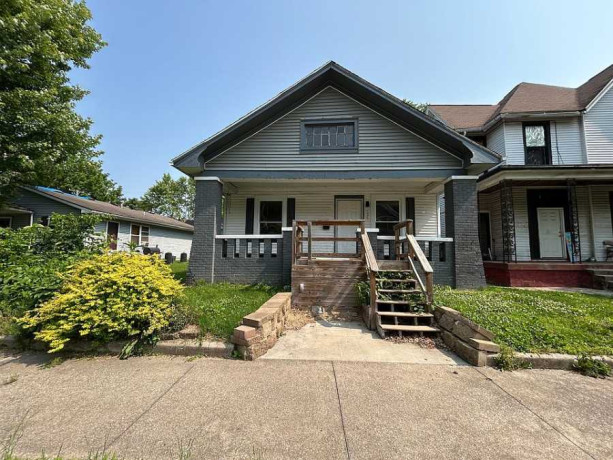 br15ba-324-adams-ave-evansville-in-47713-big-0
