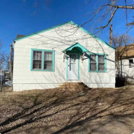 bedroom-15-bath-home-for-rent-big-0