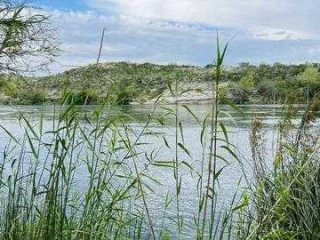 premium-luxury-lot-with-great-mountain-view